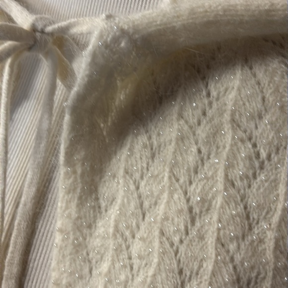 Free People Cream Cropped Hooded Sweater, Angora, Pearl Beads, Large, NWOT - Picture 3 of 16